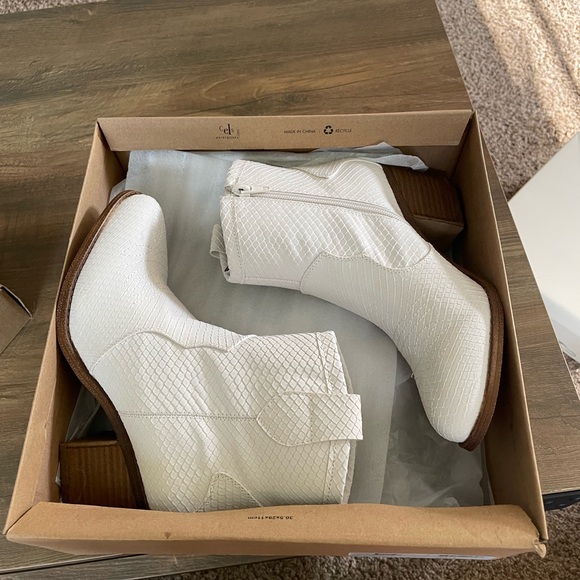 Dirty Laundry Cowboy Booties - Picture 6 of 6